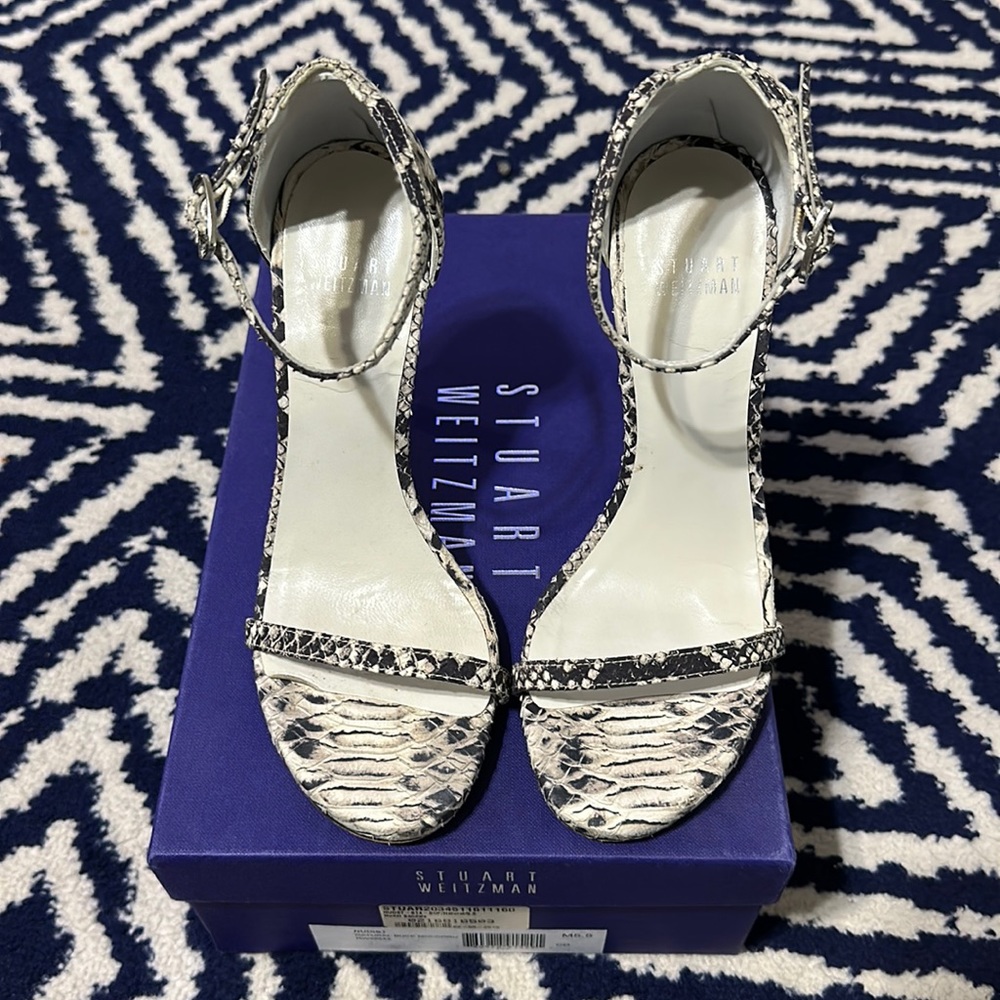 Stuart Weitzman Nudist size 5.5